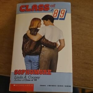 Scholastic Class of '89 Sophomore Book with Red and Blue Cover